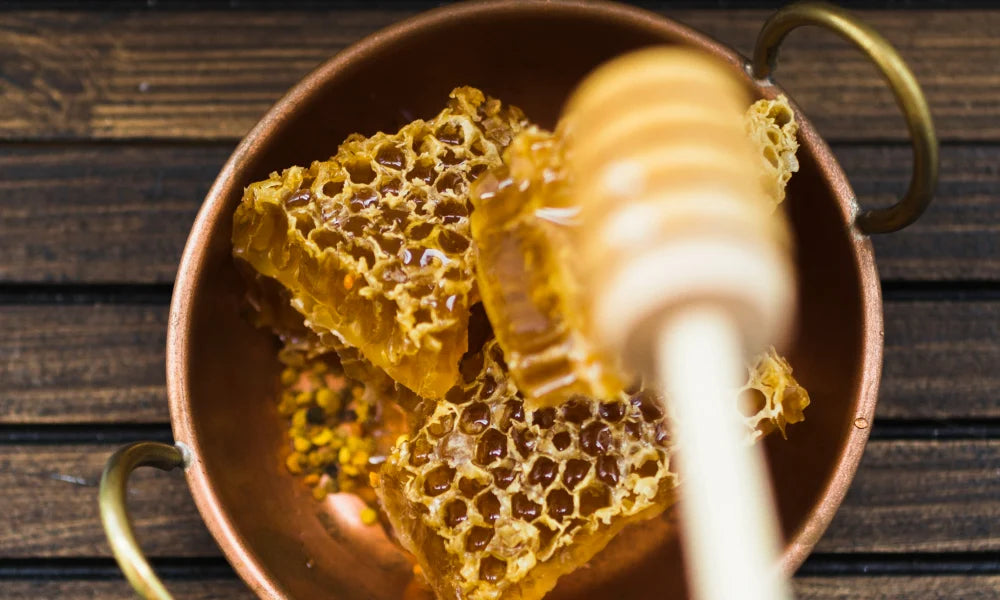 How Long Does Honeycomb Last and Does Honeycomb Need to Be Refrigerated?